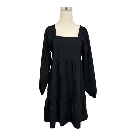 Universal Threads Women's Black Mini Shift Dress Puff Sleeve Pockets Size Medium - Picture 1 of 7
